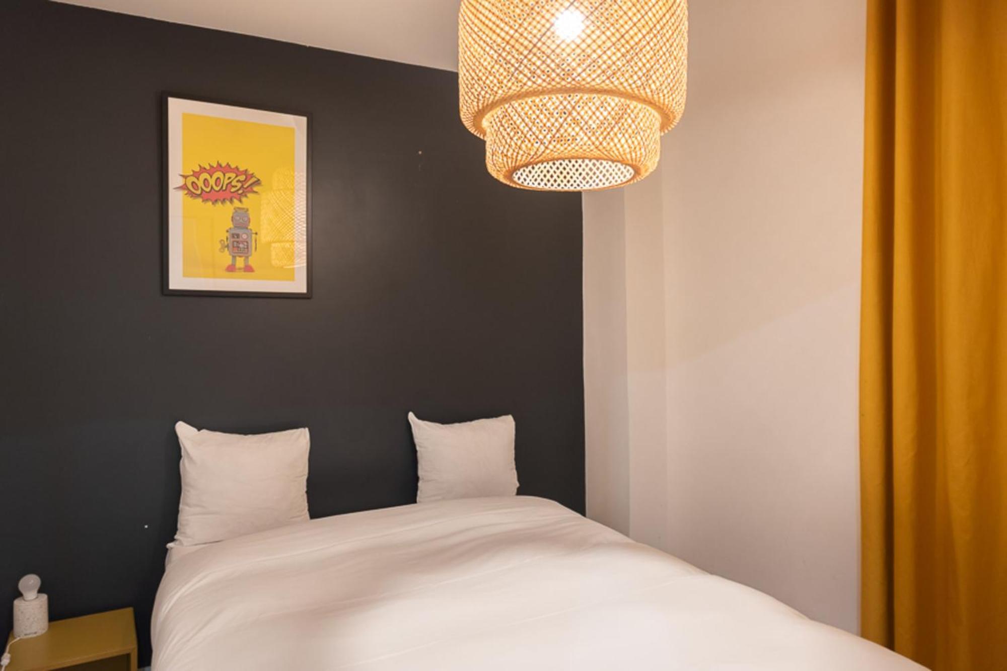 Spacious Apartment Near The Champs De Mars Париж Екстериор снимка